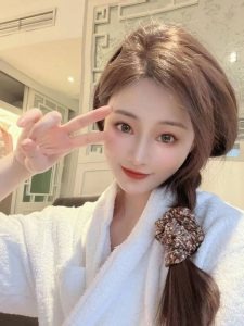 约炮找小姐做爱楼凤按摩性爱陪玩莞式服务可上门