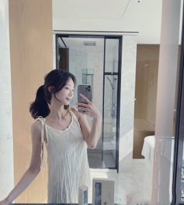 找小姐楼凤交友留学生私家兼职按摩打炮莞式服务可上门